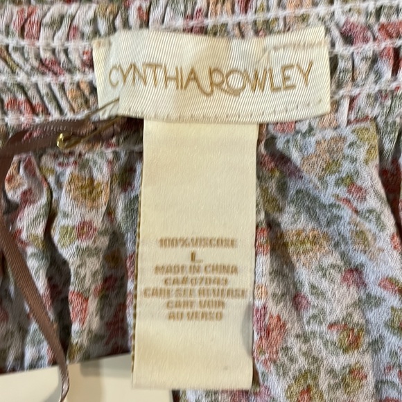 2/$30 Cynthia Rowley Floral Peasant Top Size Large - Picture 12 of 16